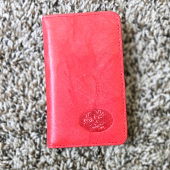 Buxton Handbags - Rasberry Buxton Leather Wallet